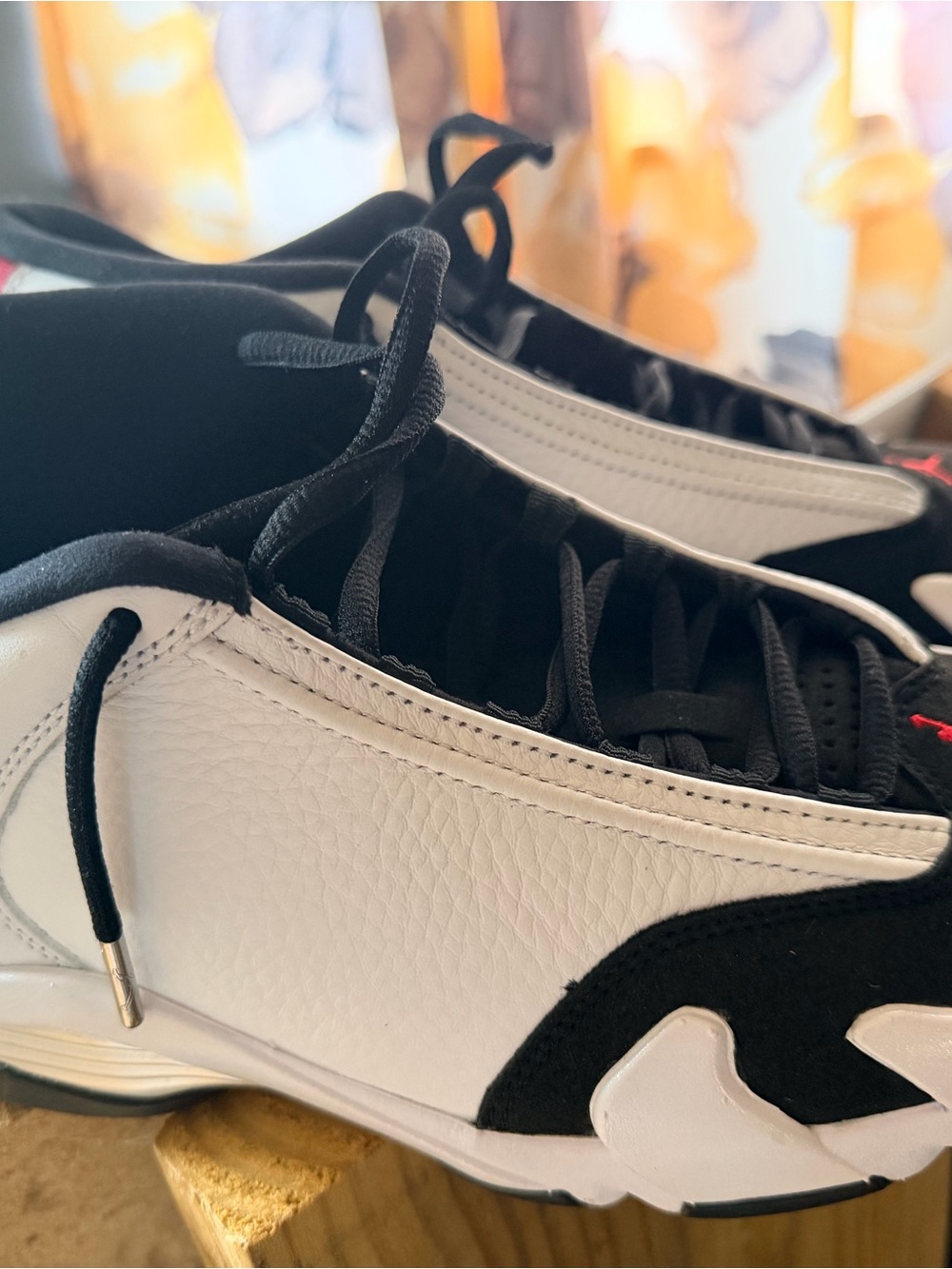 Nike Men's Black and White Athletic Shoes